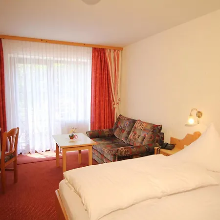 Hotel Pension Fleischmann-3