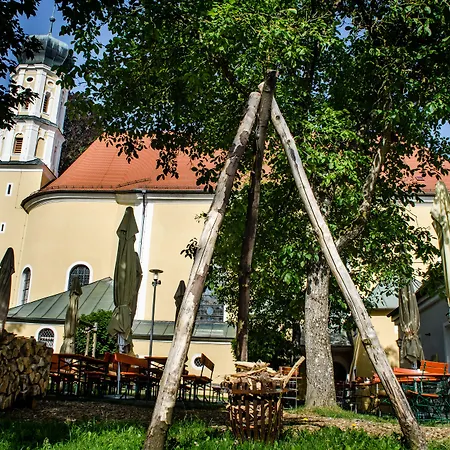 Wallfahrts-Gaststätte Heilbrünnl-2
